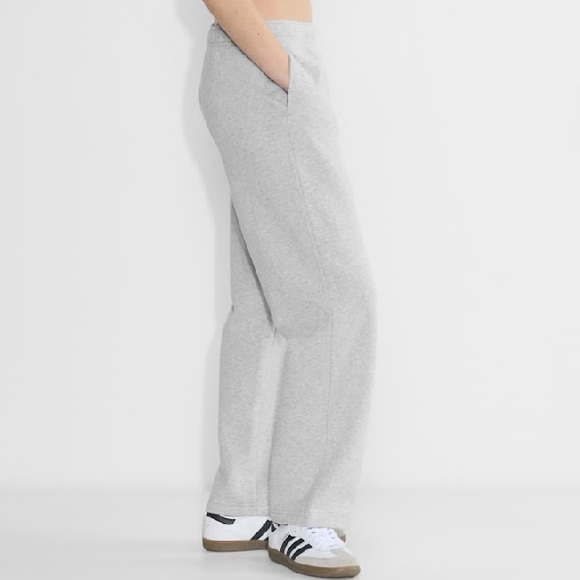 Tna Cozy Sweatfleece Mega Straight Sweatpant (NWOT) - Picture 6 of 16